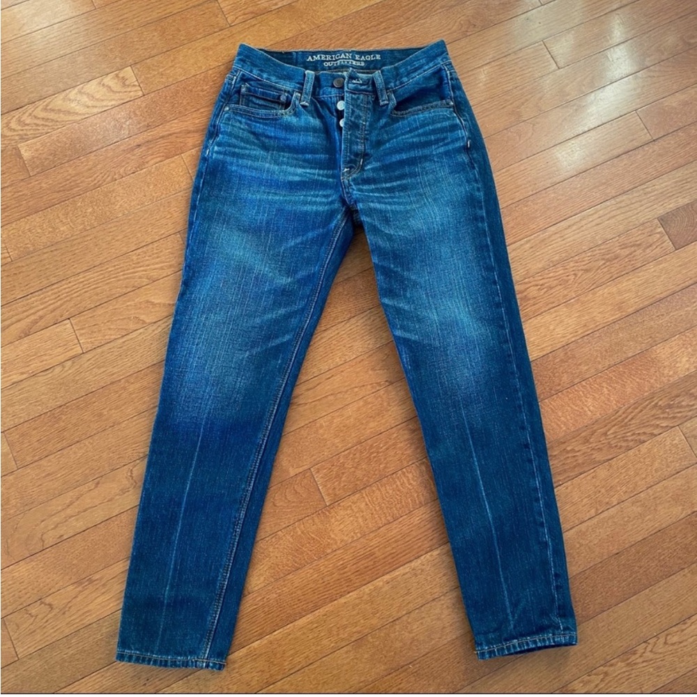 American Eagle Vintage Hi Rise Button Fly Jeans